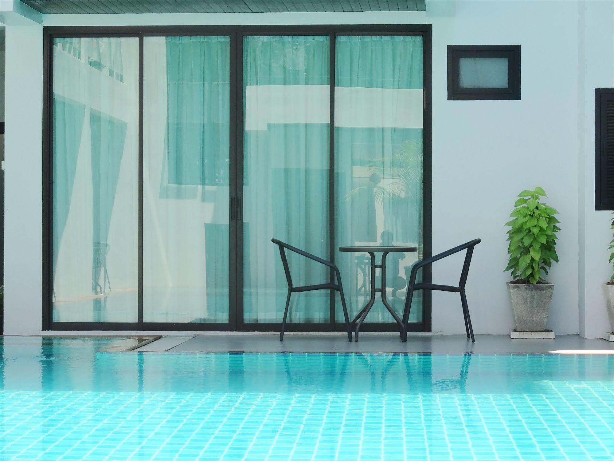 Good Day Phuket Hotel מראה חיצוני תמונה