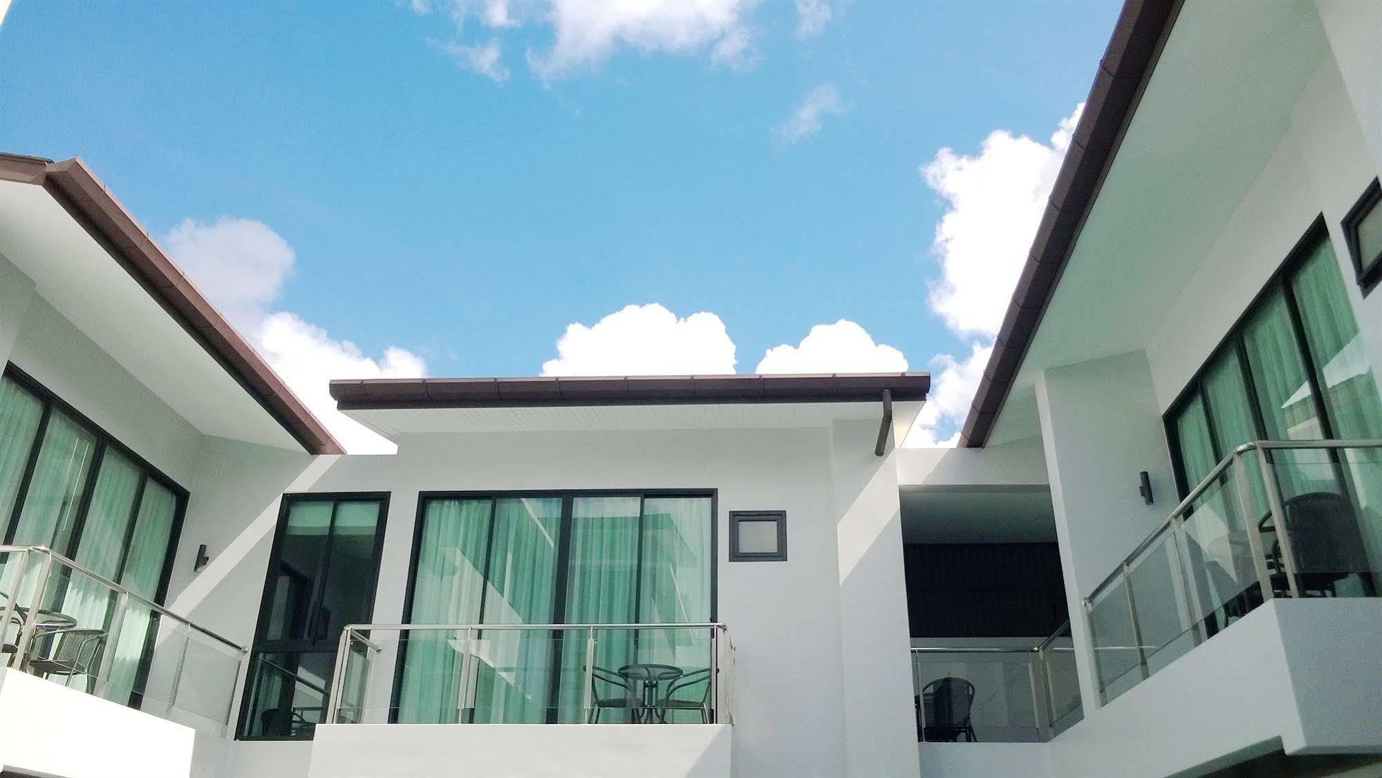 Good Day Phuket Hotel מראה חיצוני תמונה