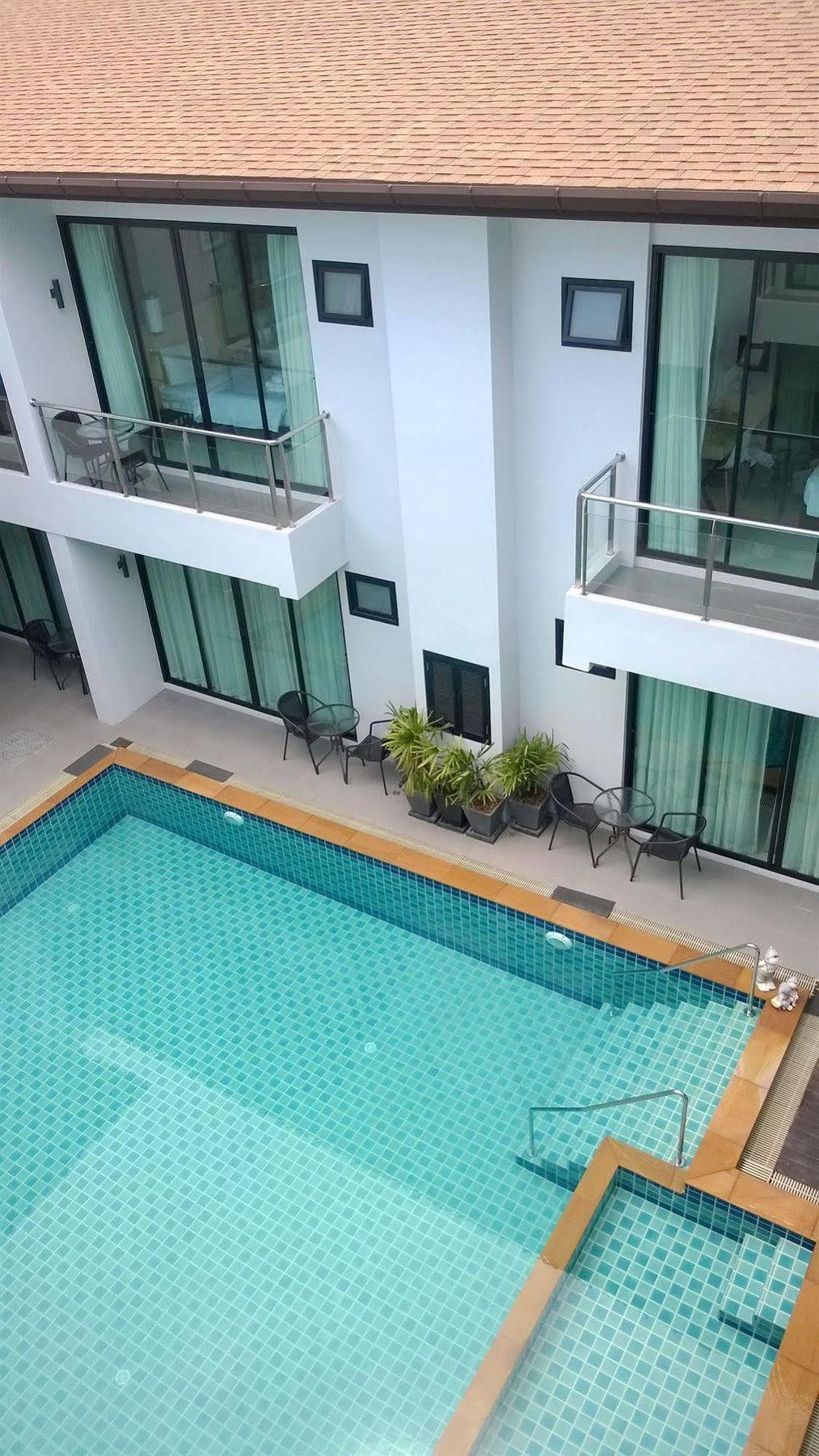 Good Day Phuket Hotel מראה חיצוני תמונה